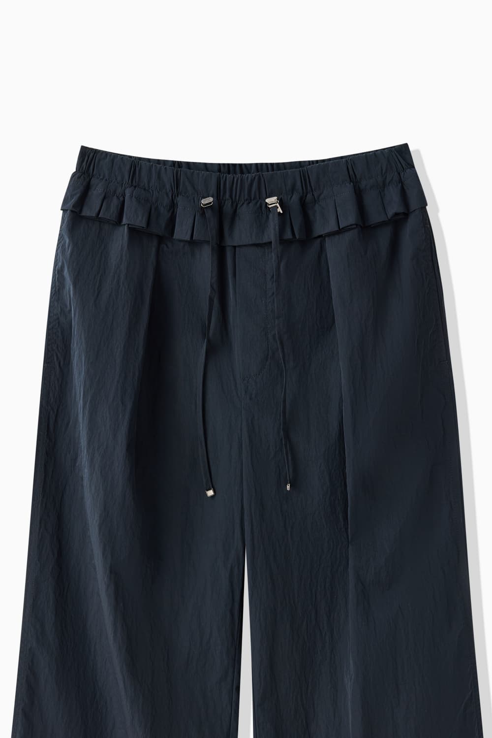 GATHER NYLON PANTS