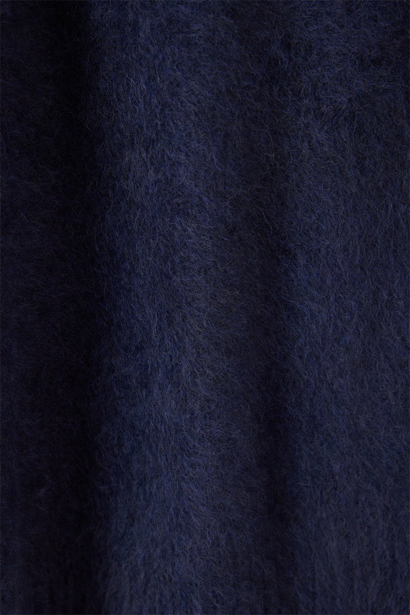 RACCOON CREW KNIT