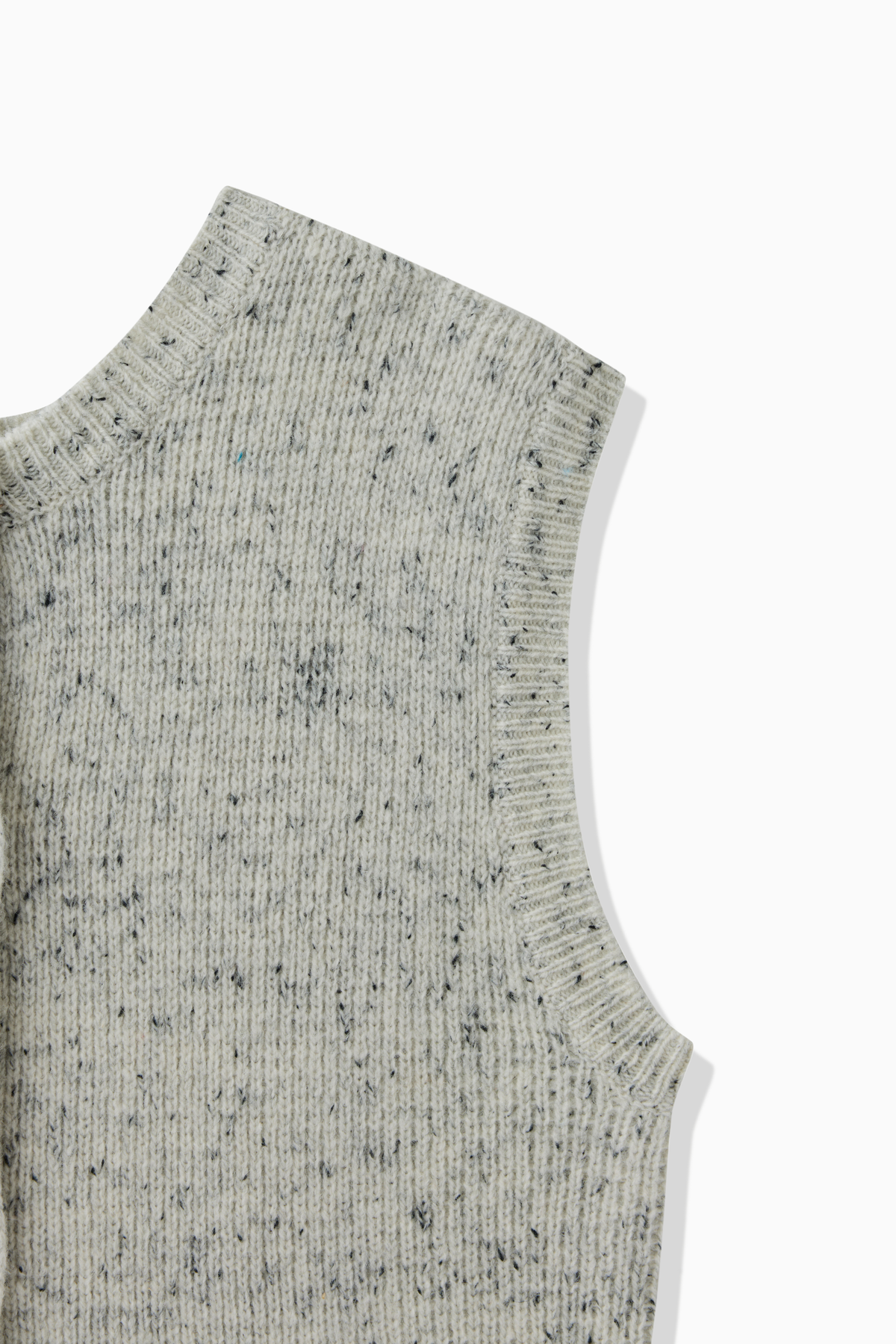 NEP YARN VEST
