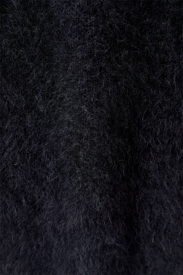 RACCOON CREW KNIT