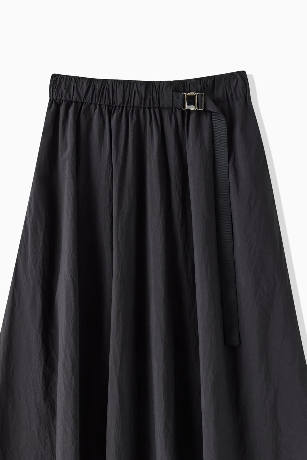 BUCKLE GATHER SKIRT