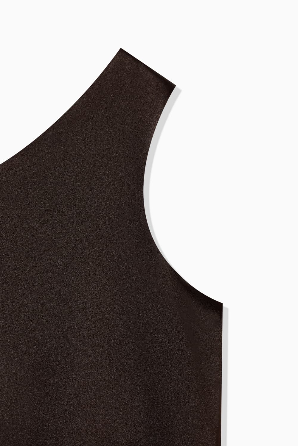 SILK SATIN SLEEVELESS TOP