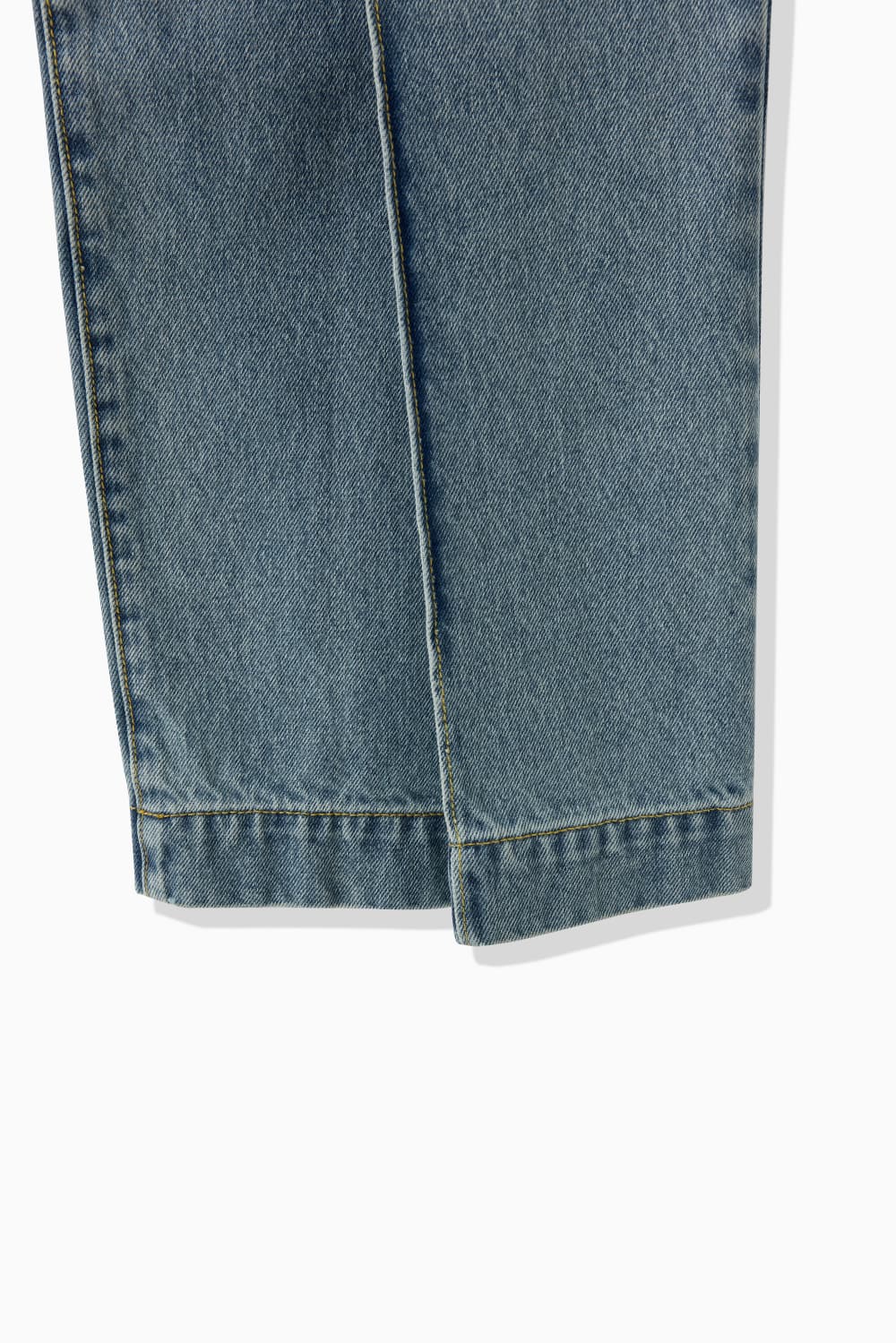 TUCKED DENIM PANTS