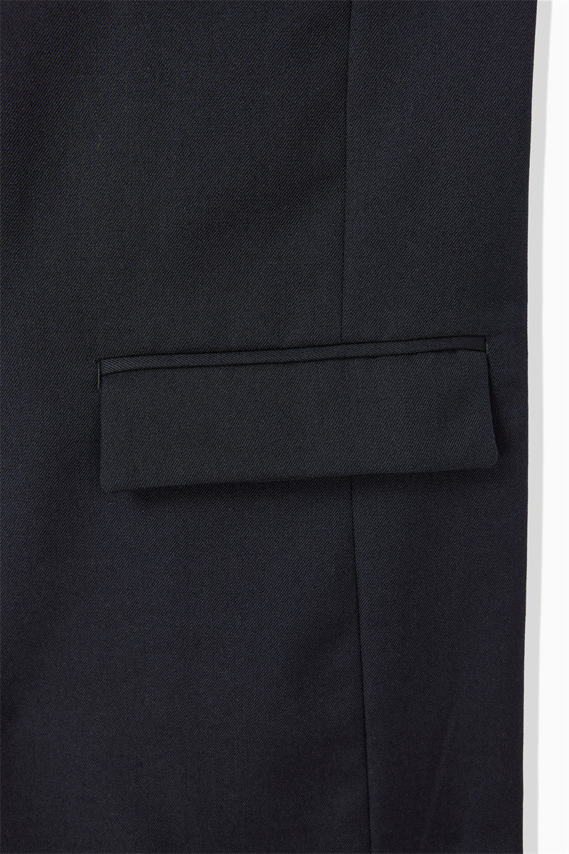 WOOL VEST