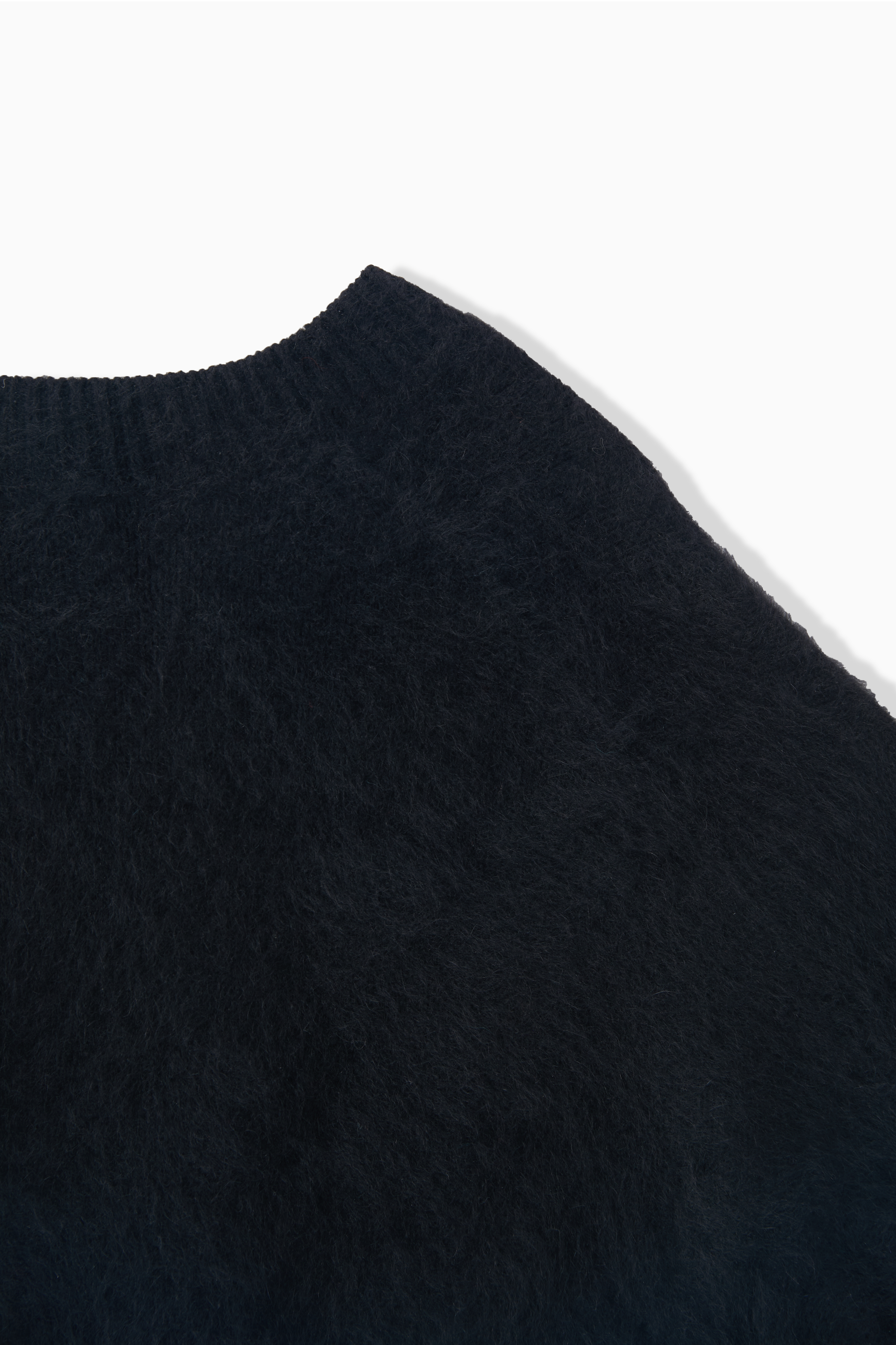 RACCOON WOOL KNIT