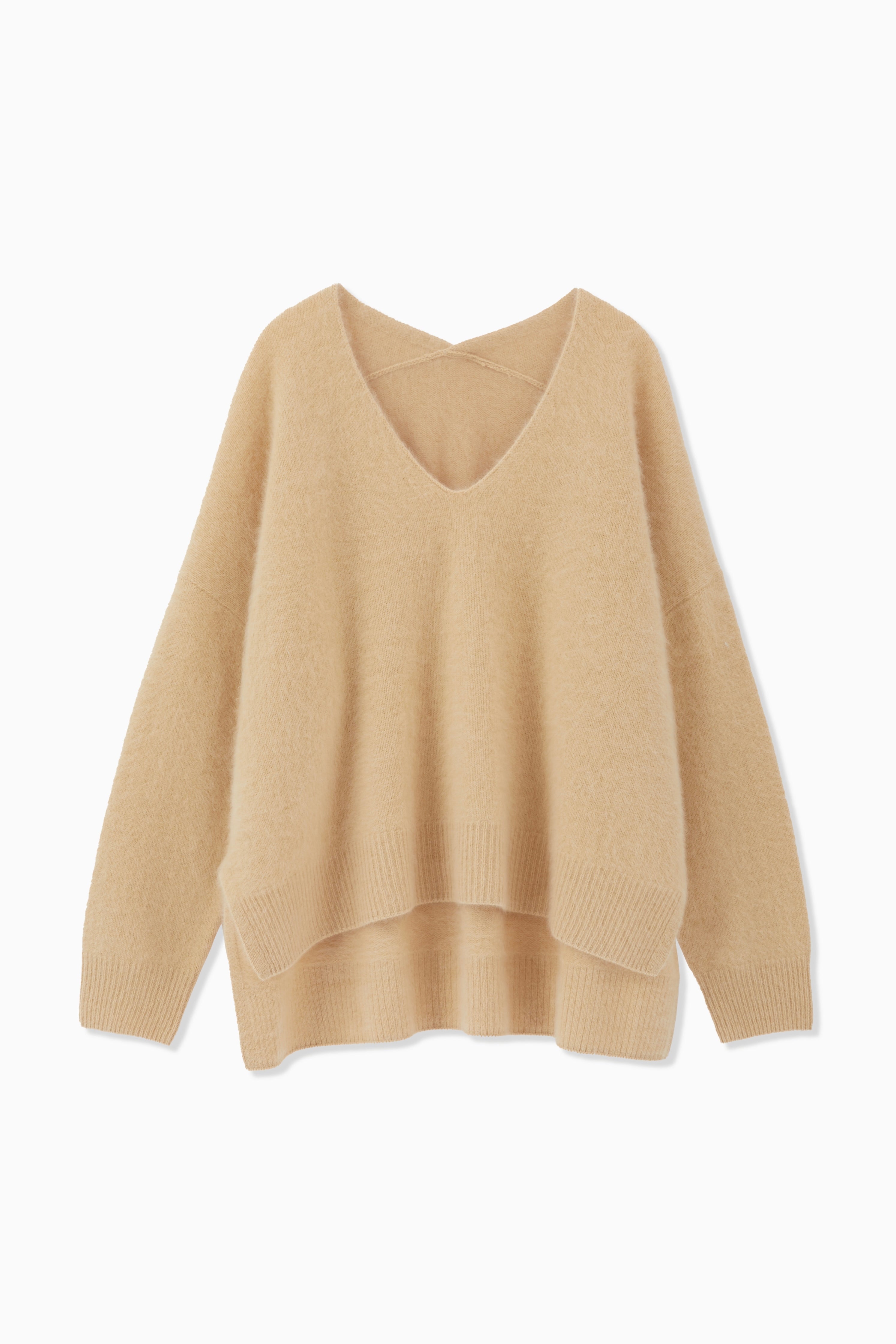 V-NECK RACCOON KNIT