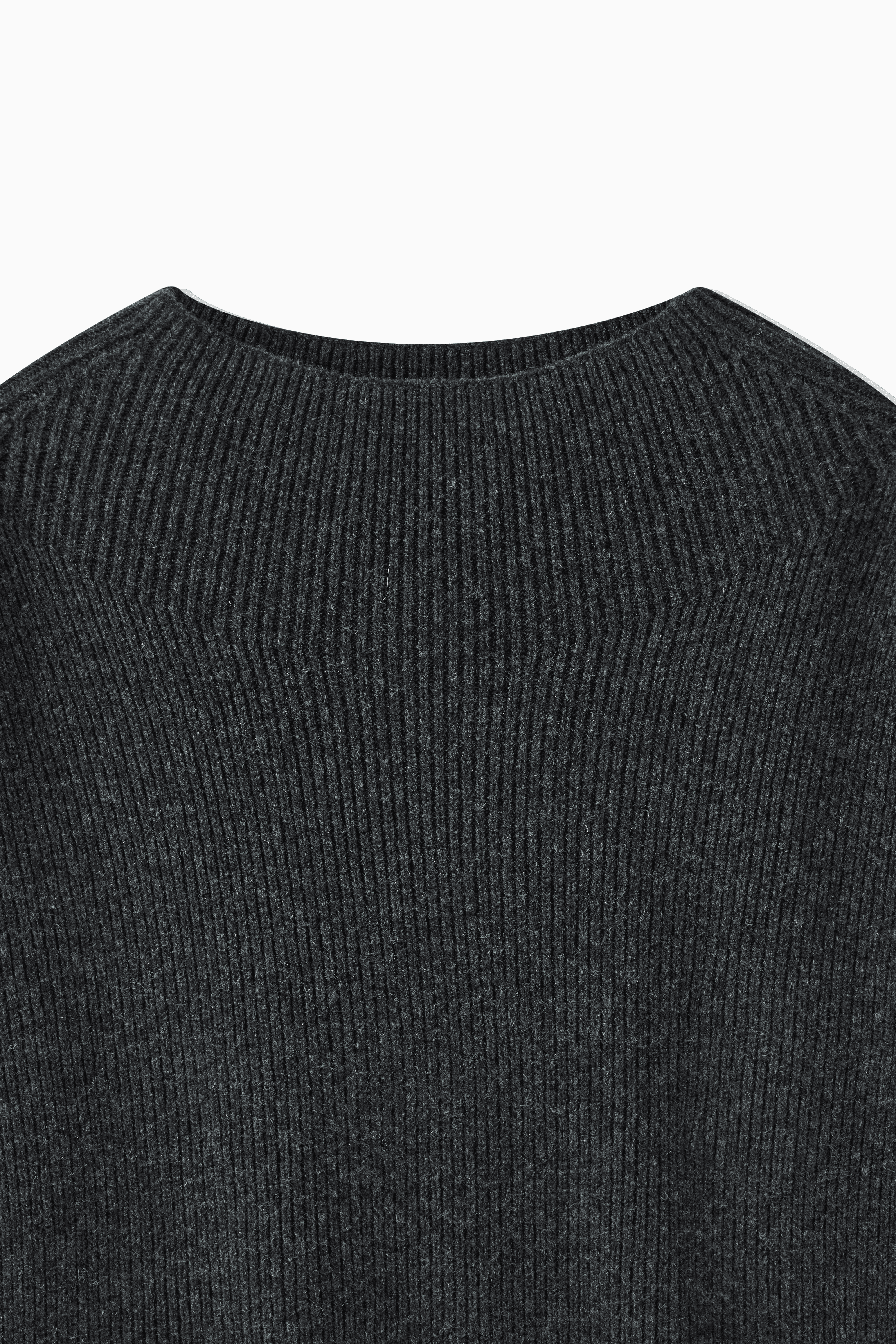 WOOL RIB KNIT PONCHO