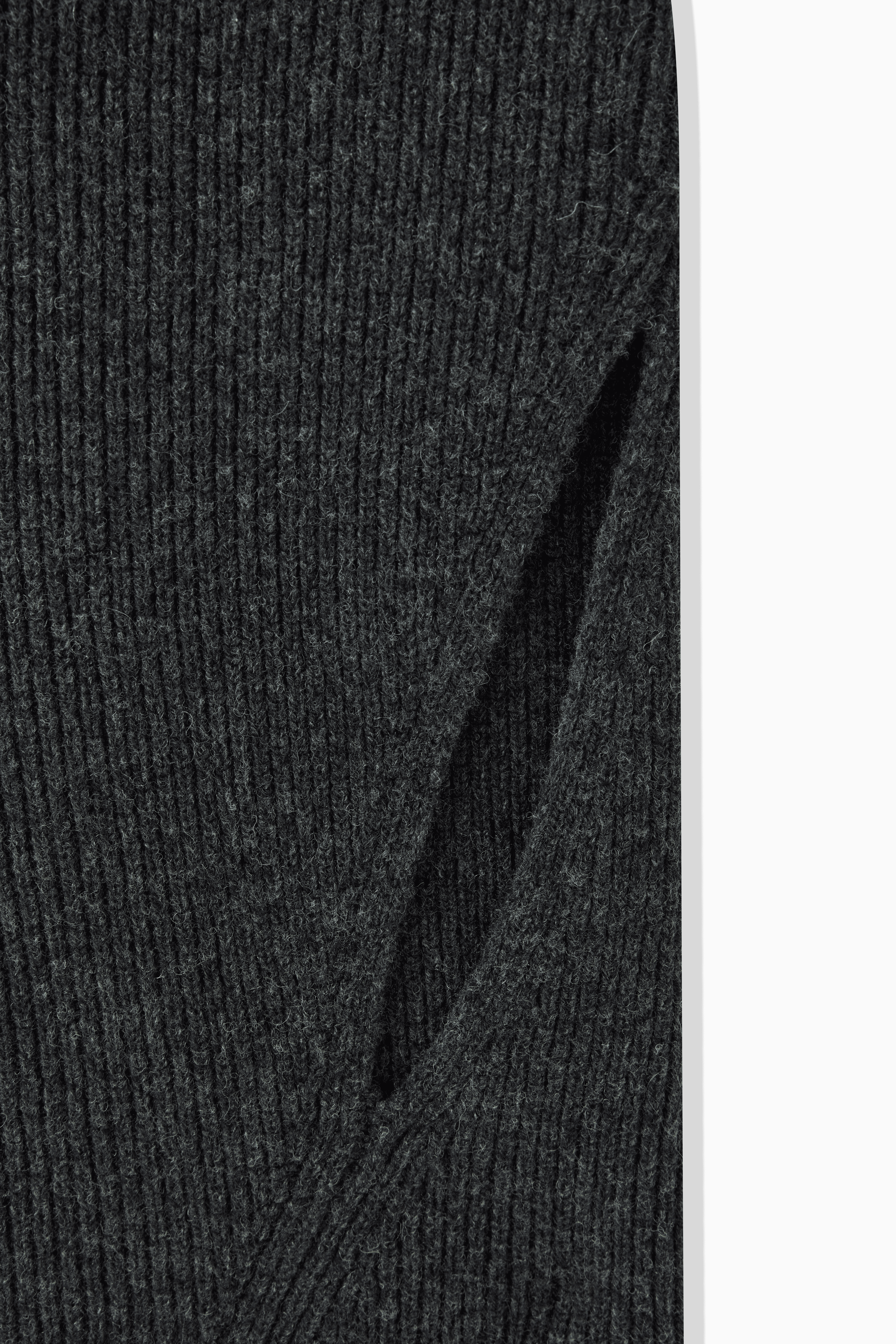 WOOL RIB KNIT PONCHO