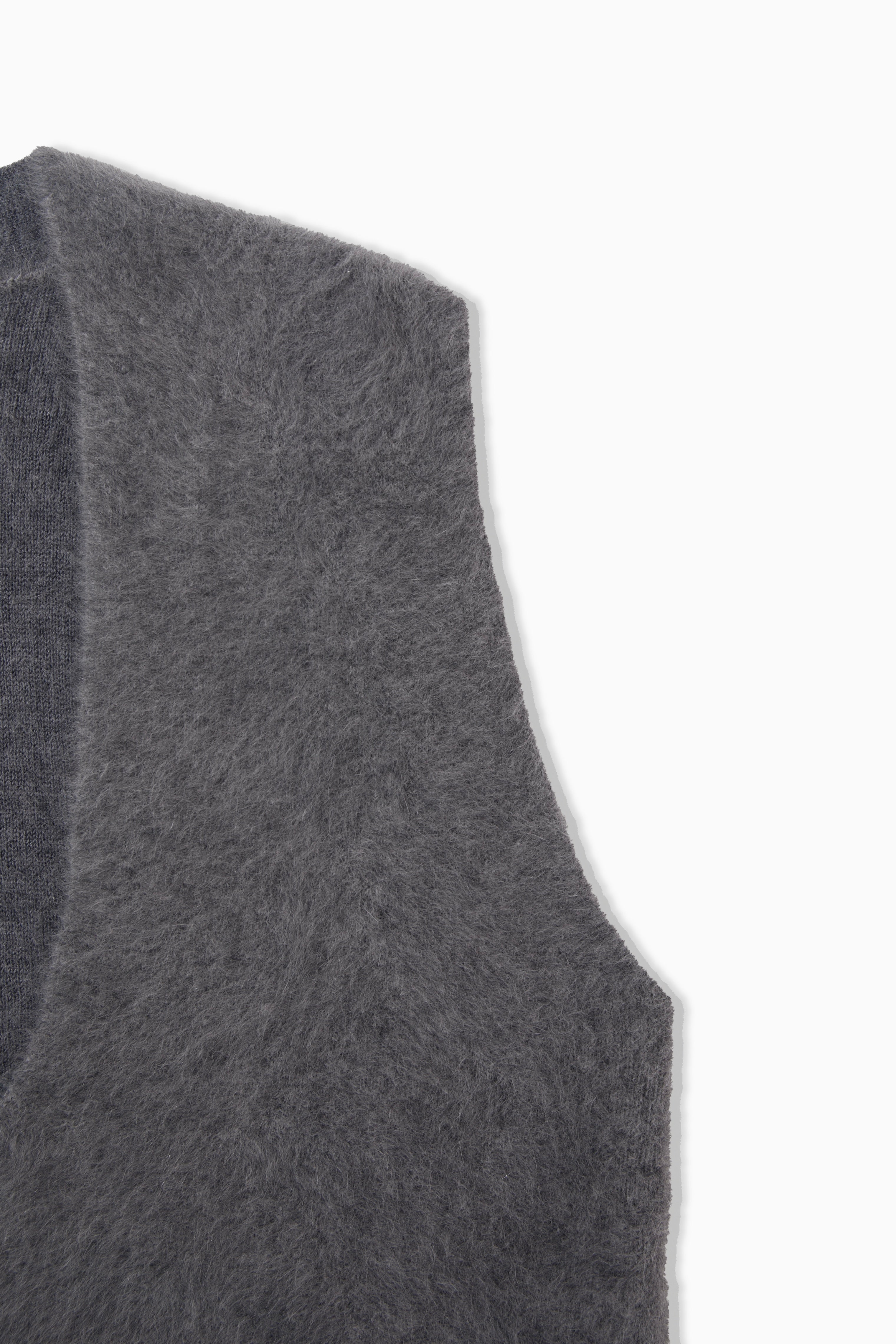 CASHMERE FOX KNIT VEST